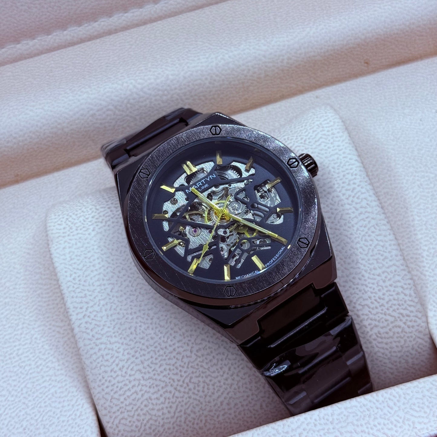 Automatic skeleton black dial with black chain - Reluxe