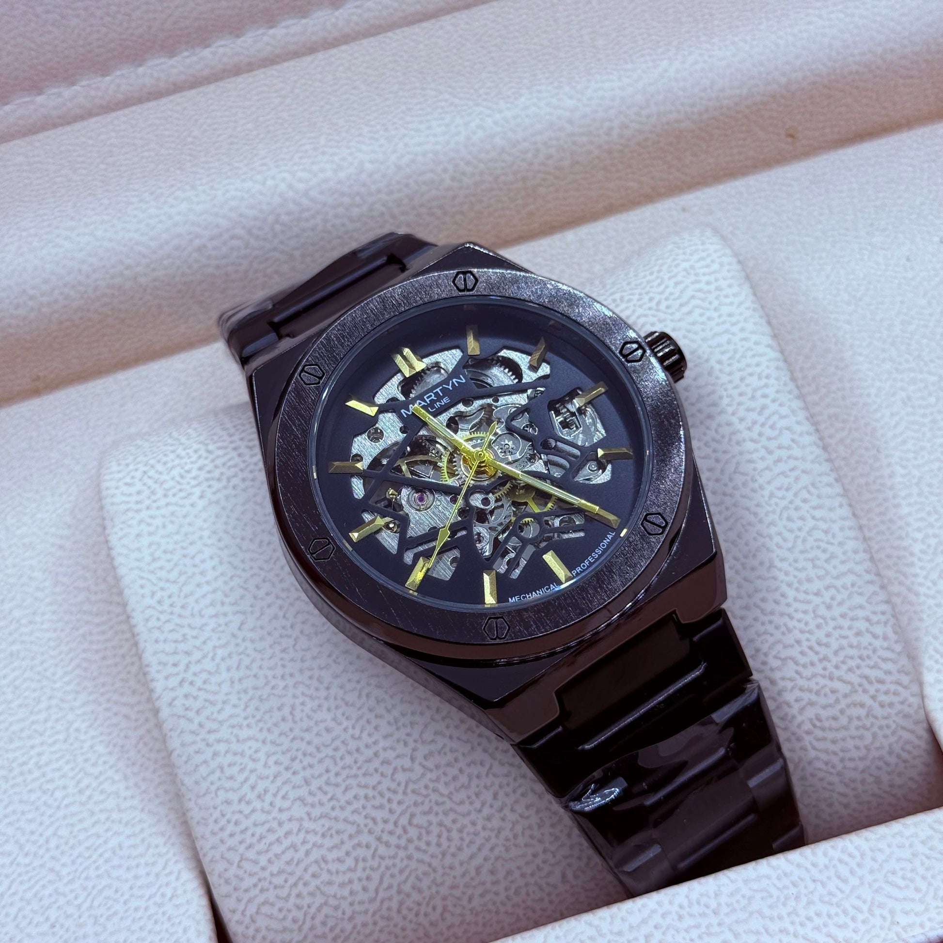 Automatic skeleton black dial with black chain - Reluxe