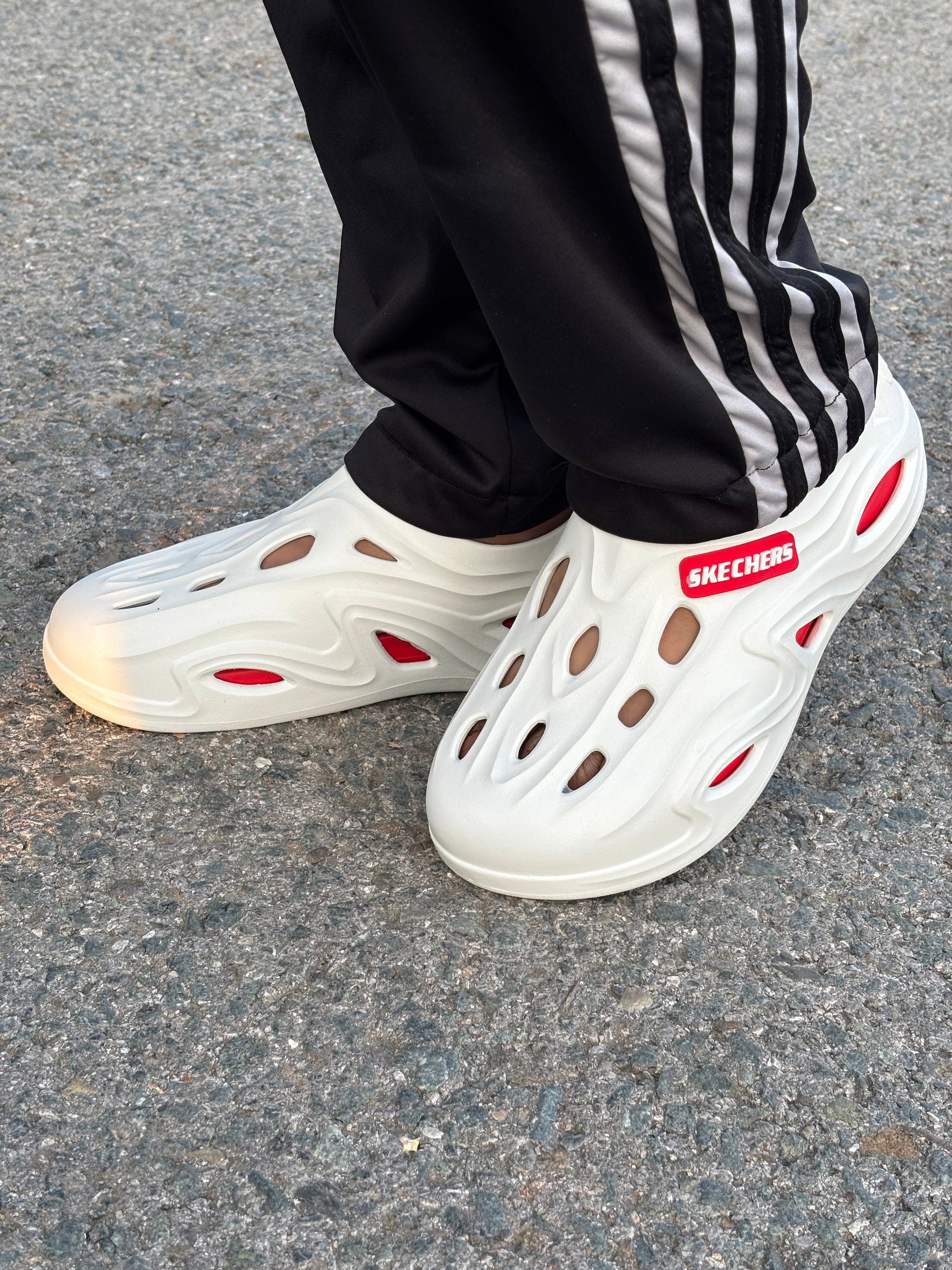 Sketcher Pro Clogs - Reluxe