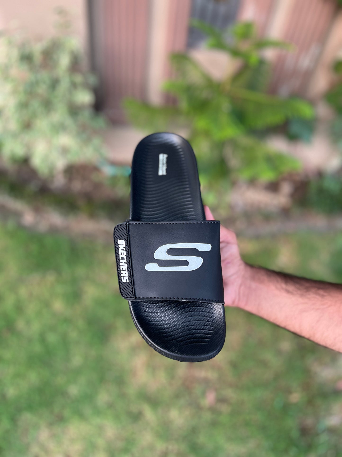 SKETCHER HYPER BURST SLIDES - Reluxe
