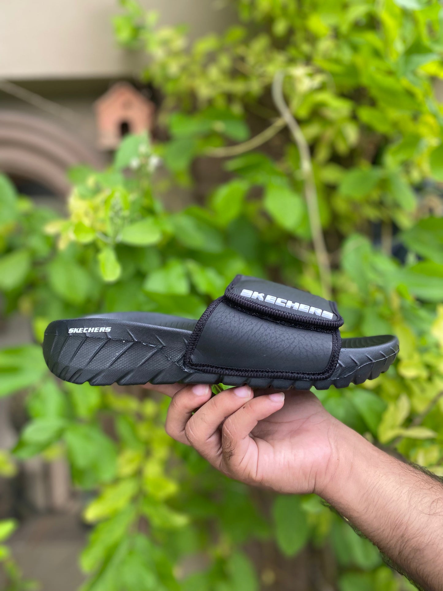 Skecher Jumper Slides - Reluxe