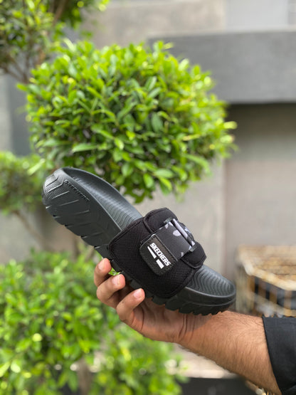 Skecher Fluffy Slides - Reluxe