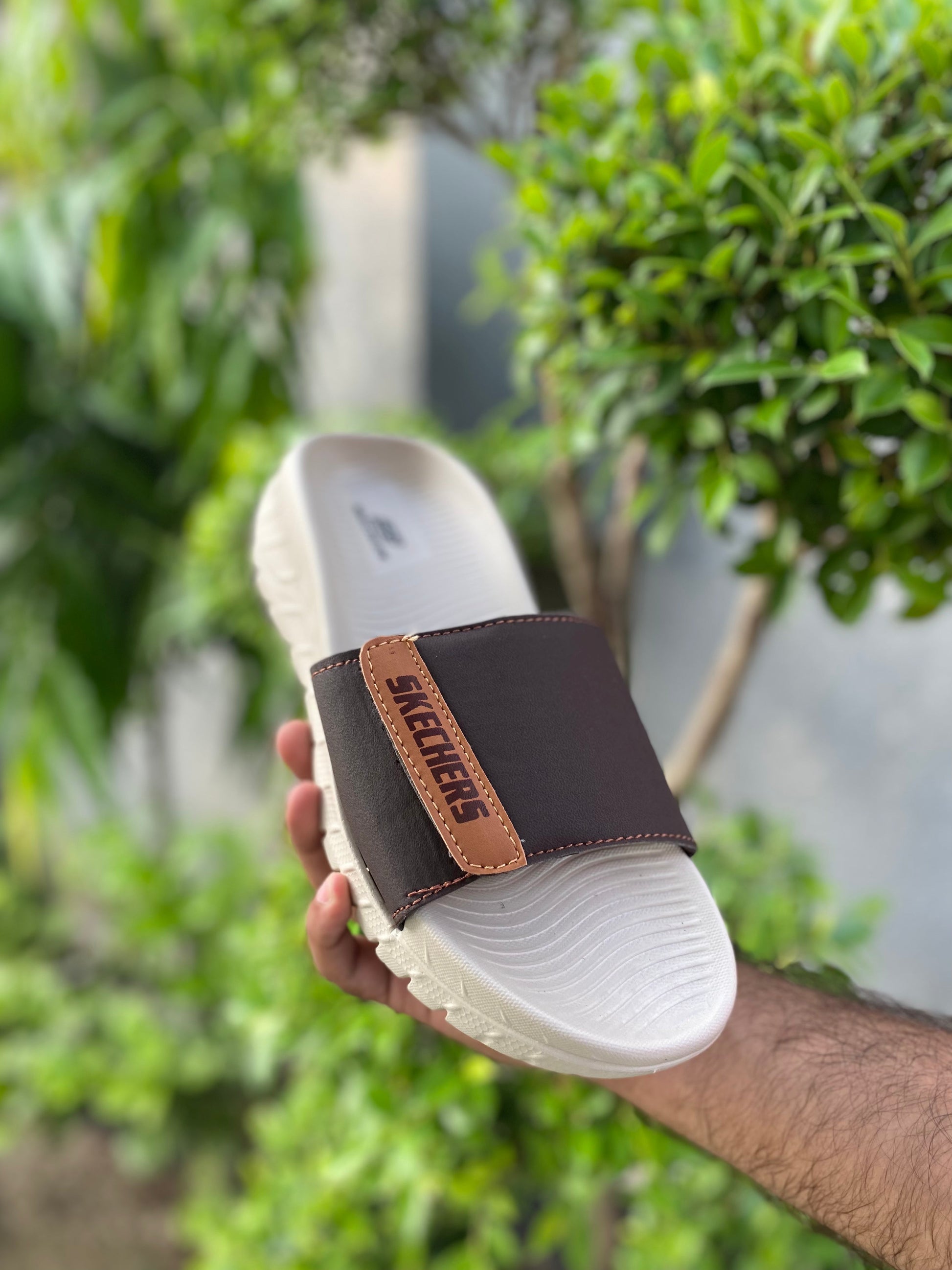 Skecher Jumper Slides 2 - Reluxe