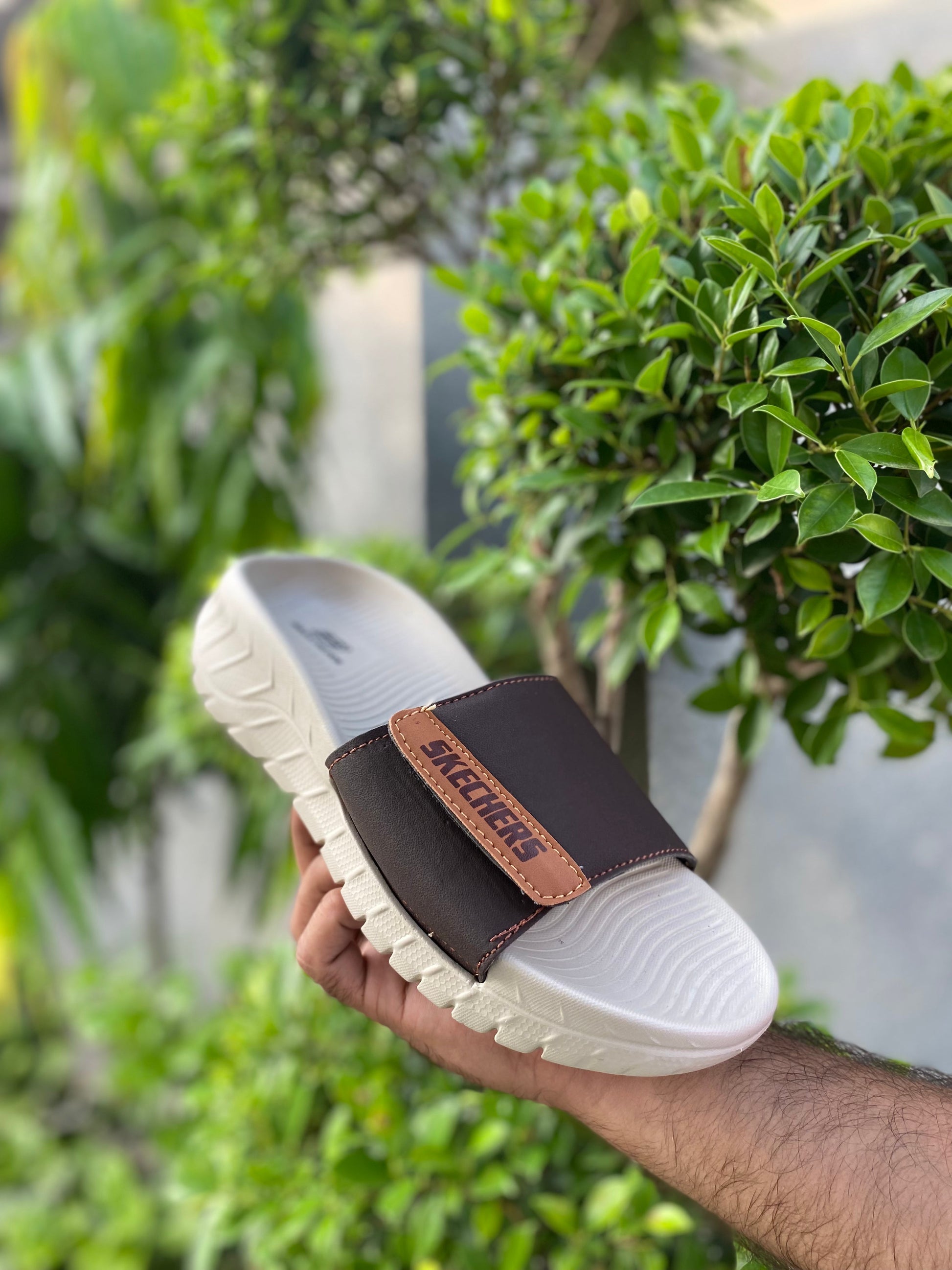 Skecher Jumper Slides 2 - Reluxe