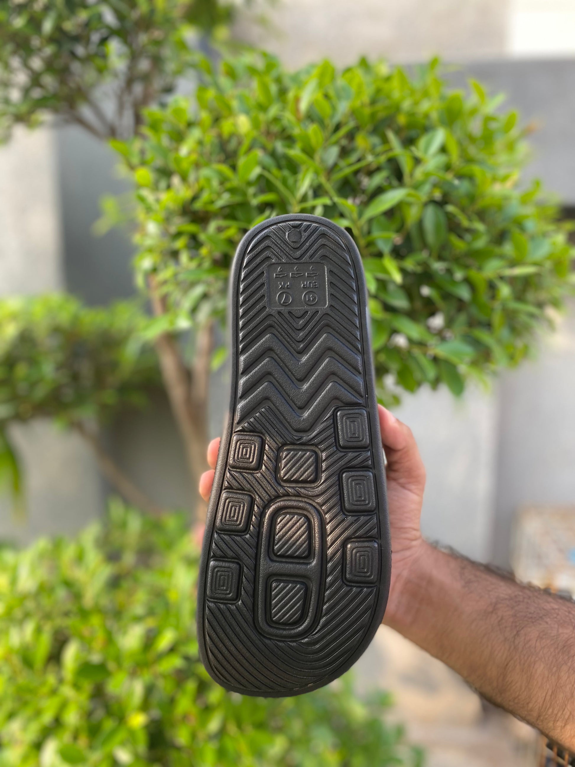 Skecher Leo Slides - Reluxe