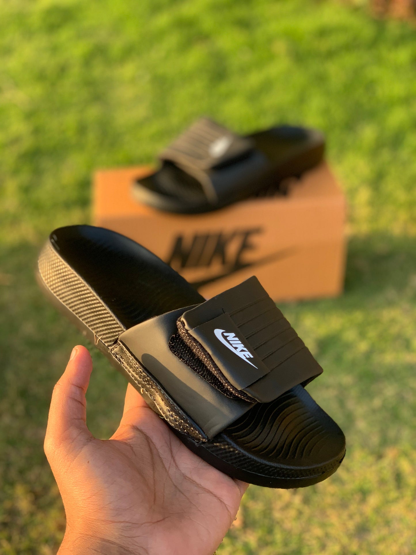 NIKE SLIDE - Reluxe