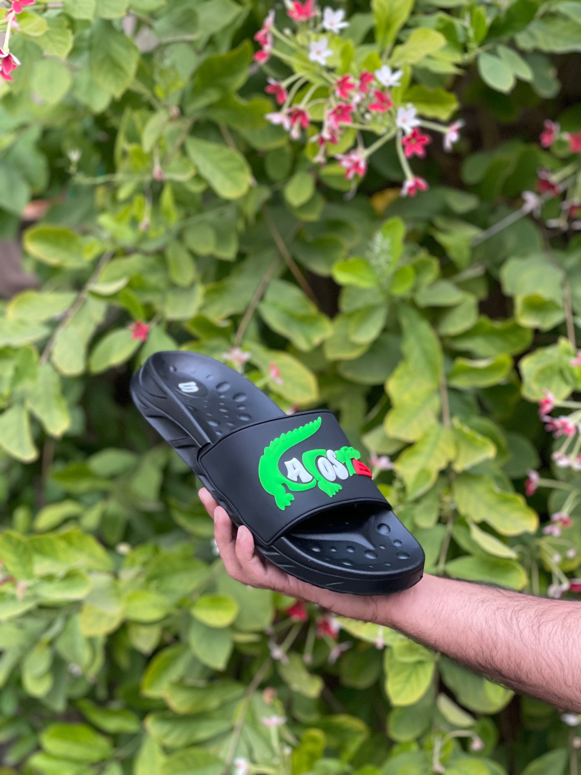 Lacoste Funky Slides - Reluxe