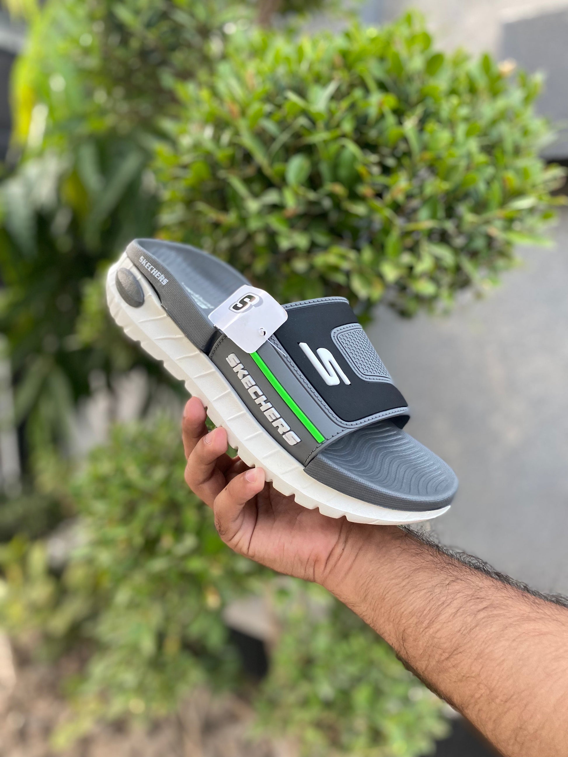 Skecher OG Slides - Reluxe