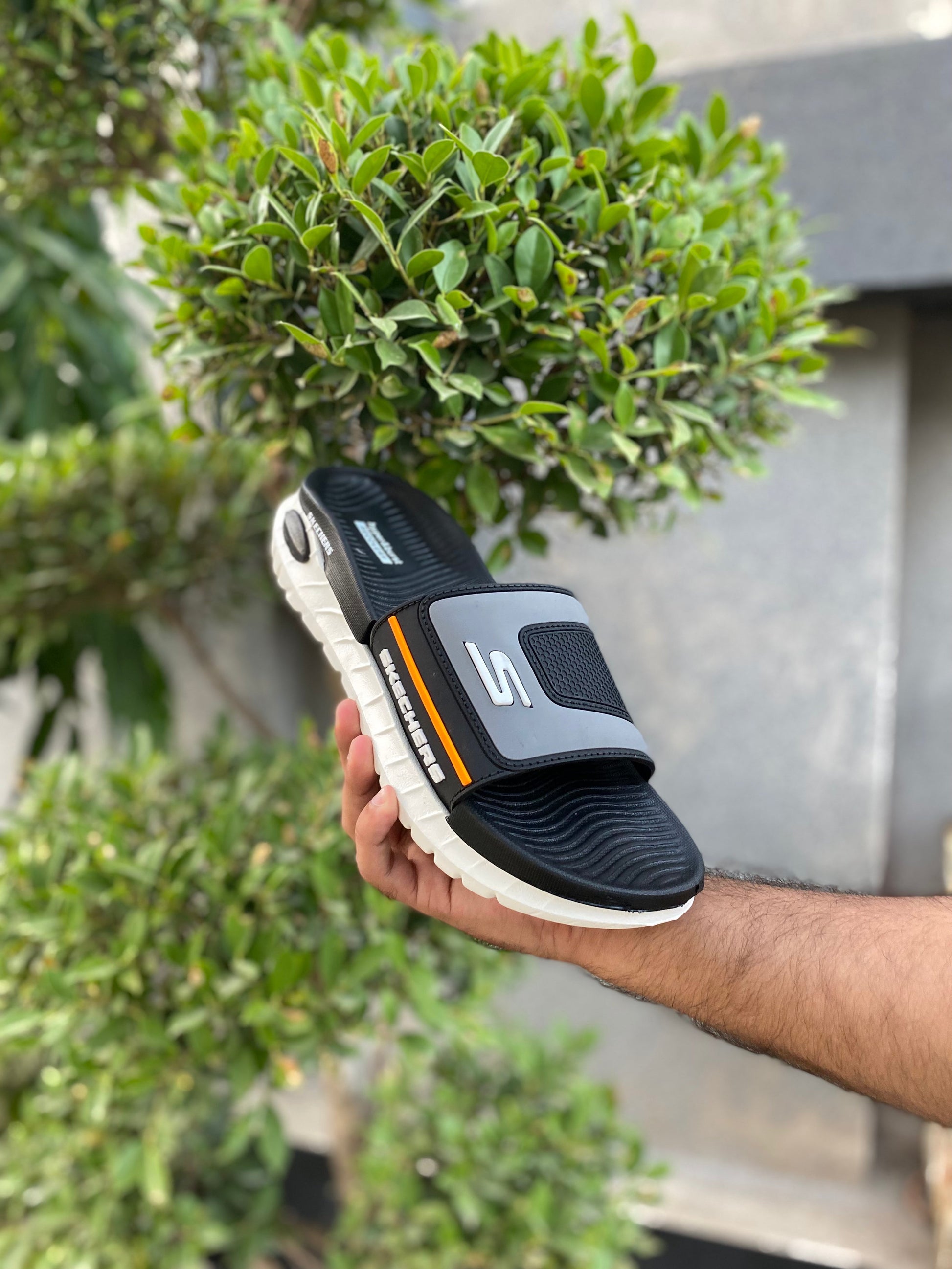 Skecher OG Slides - Reluxe