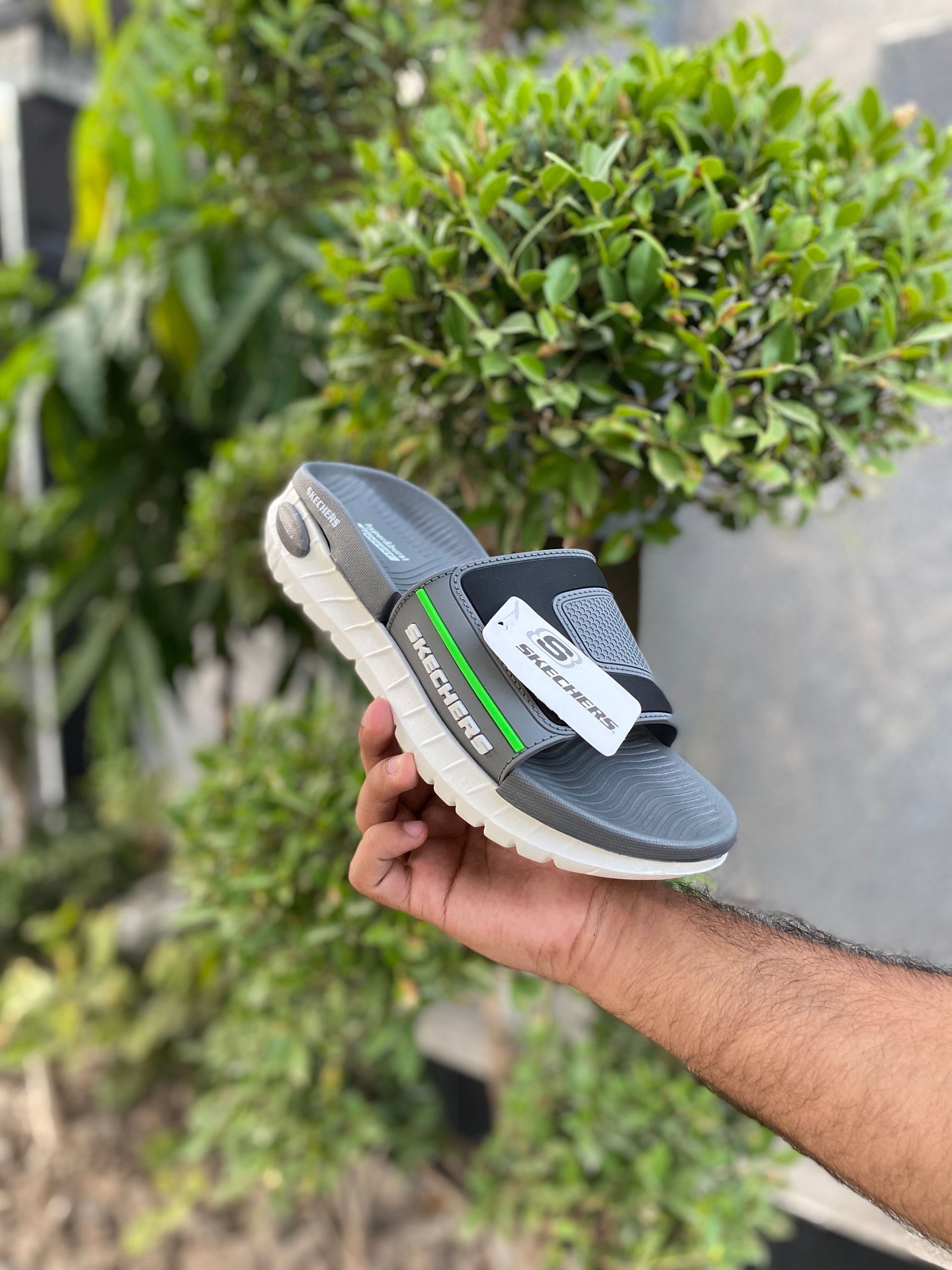 Skecher OG Slides - Reluxe