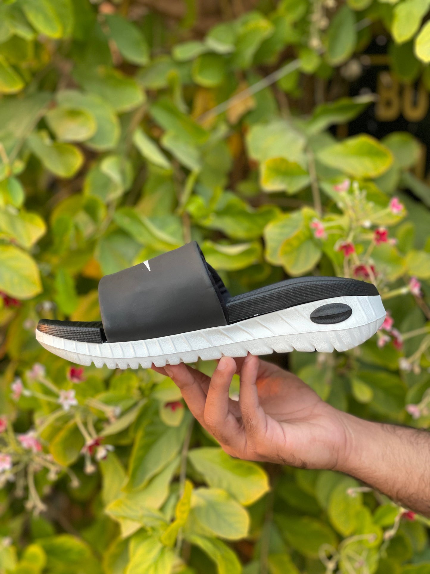 Nike Premium Slides - Reluxe