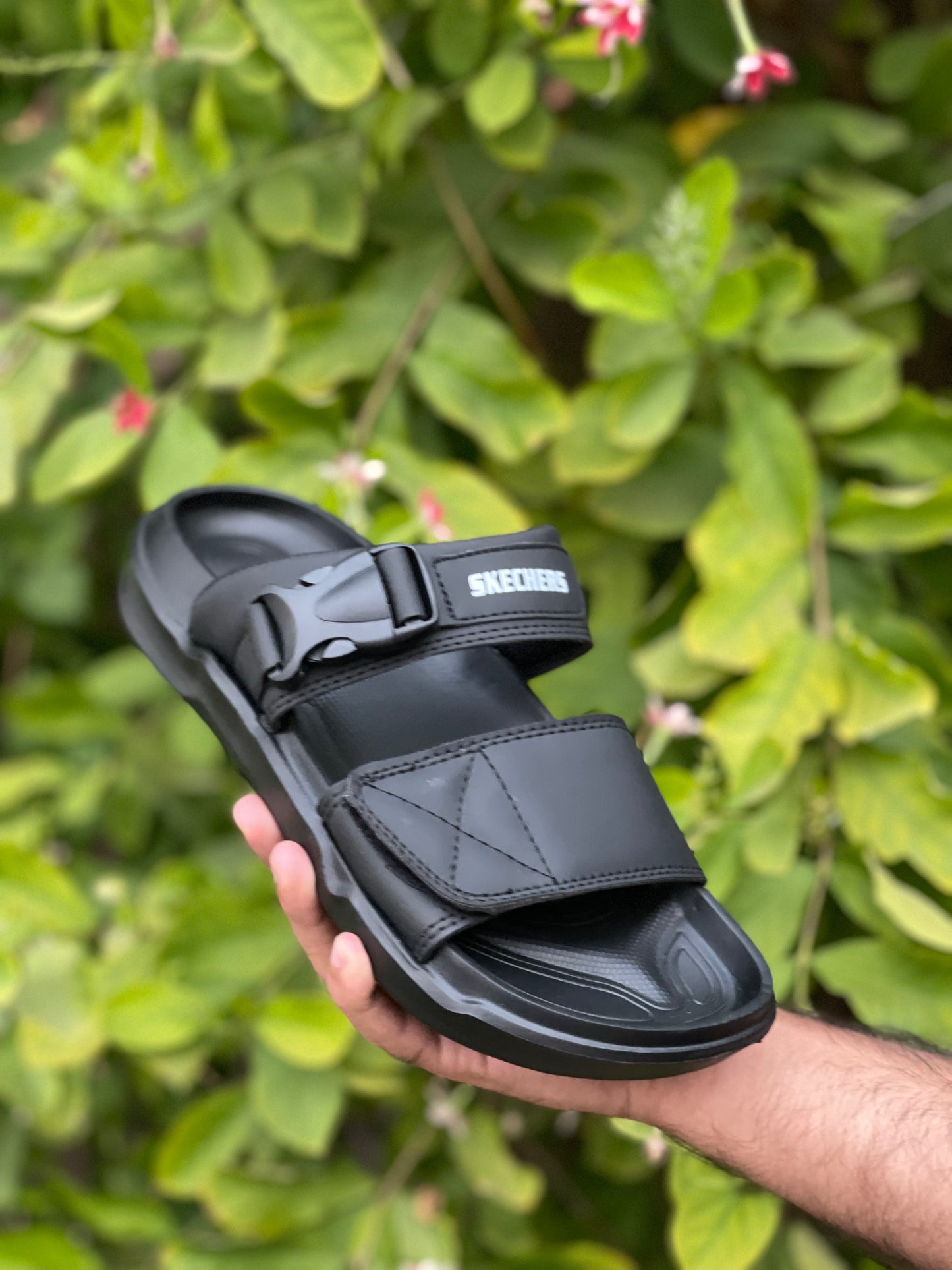 Skecher Zoro Slides - Reluxe