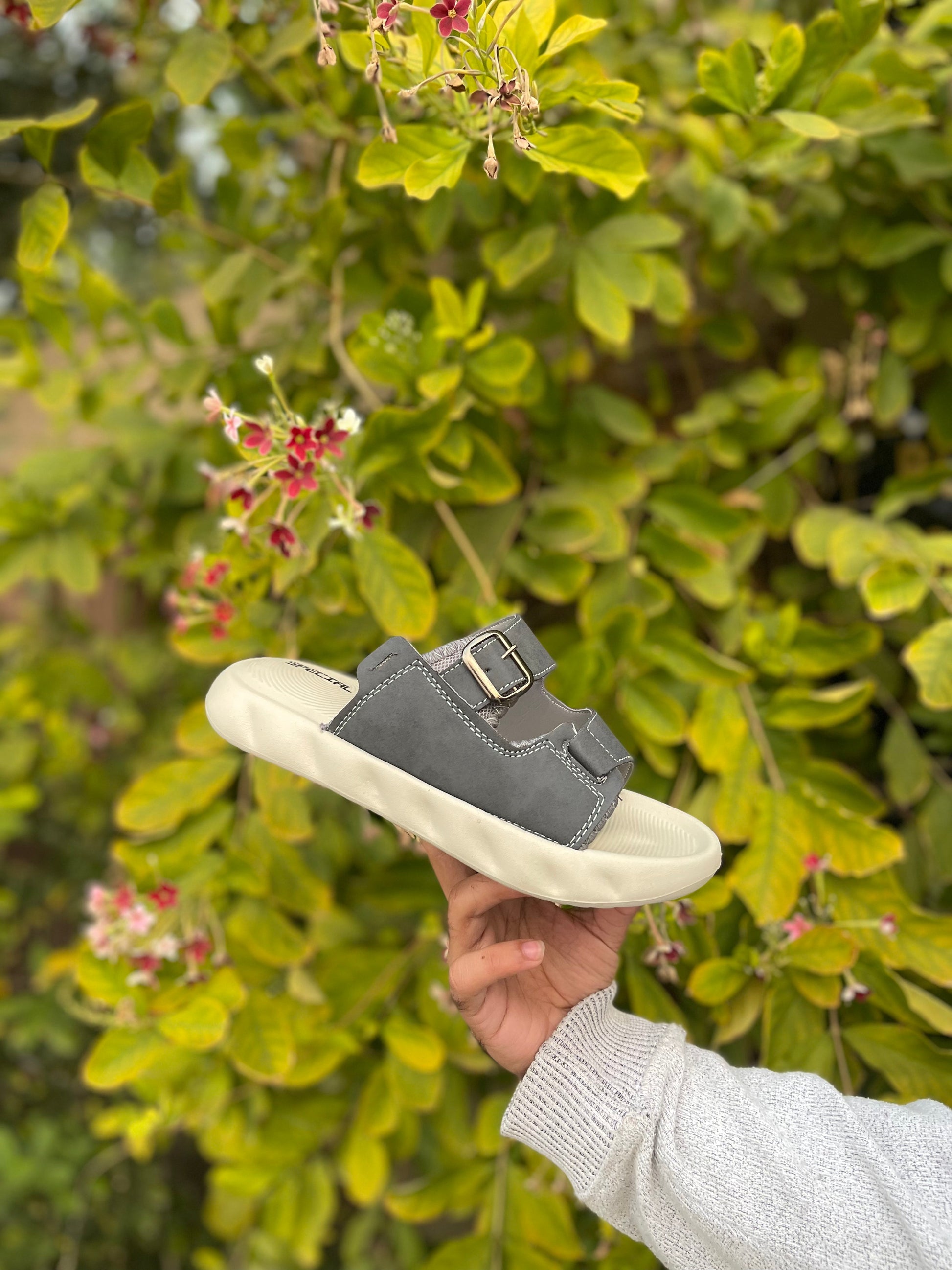 Old Money Slides - Reluxe