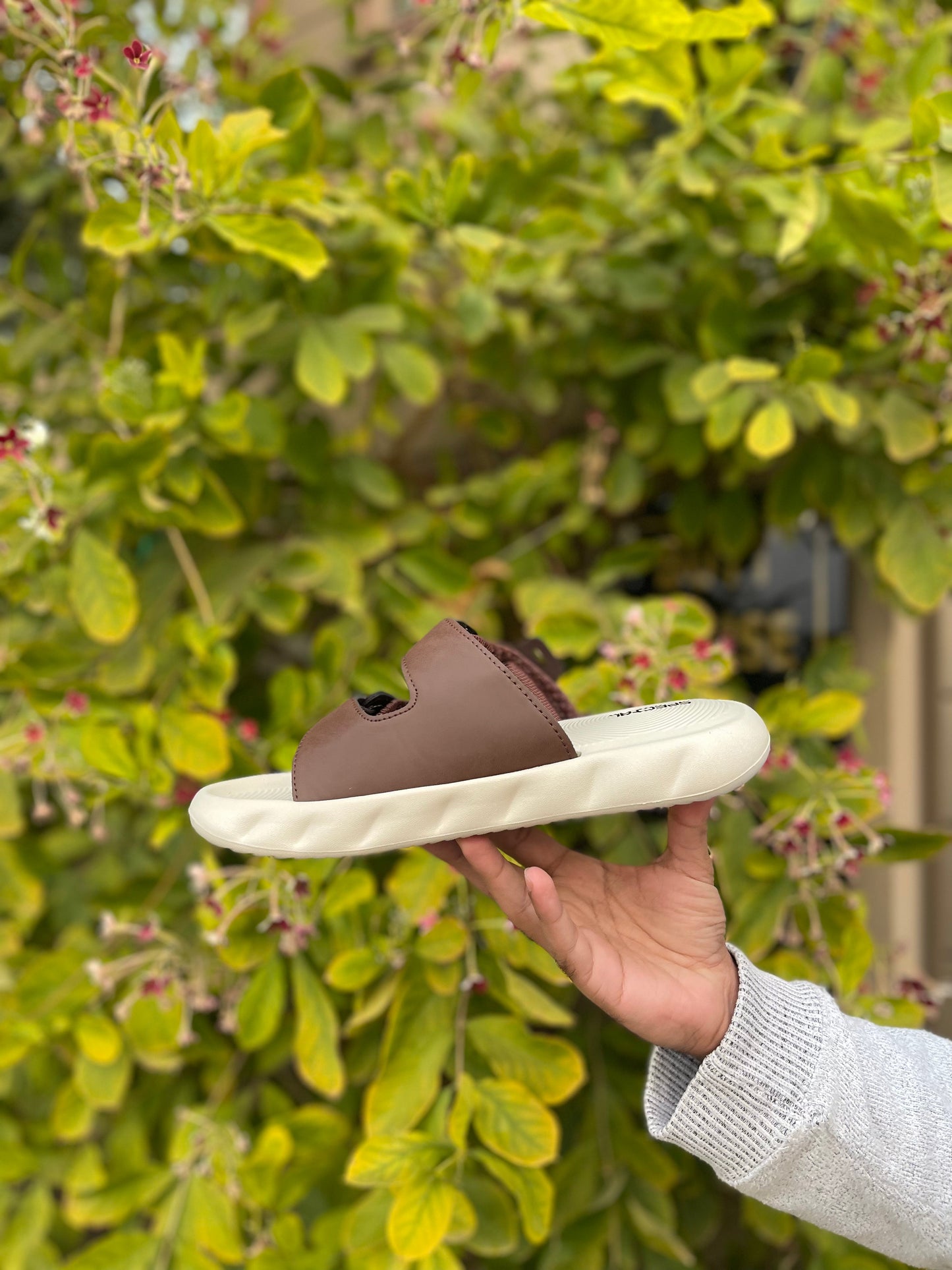 Old Money Slides - Reluxe