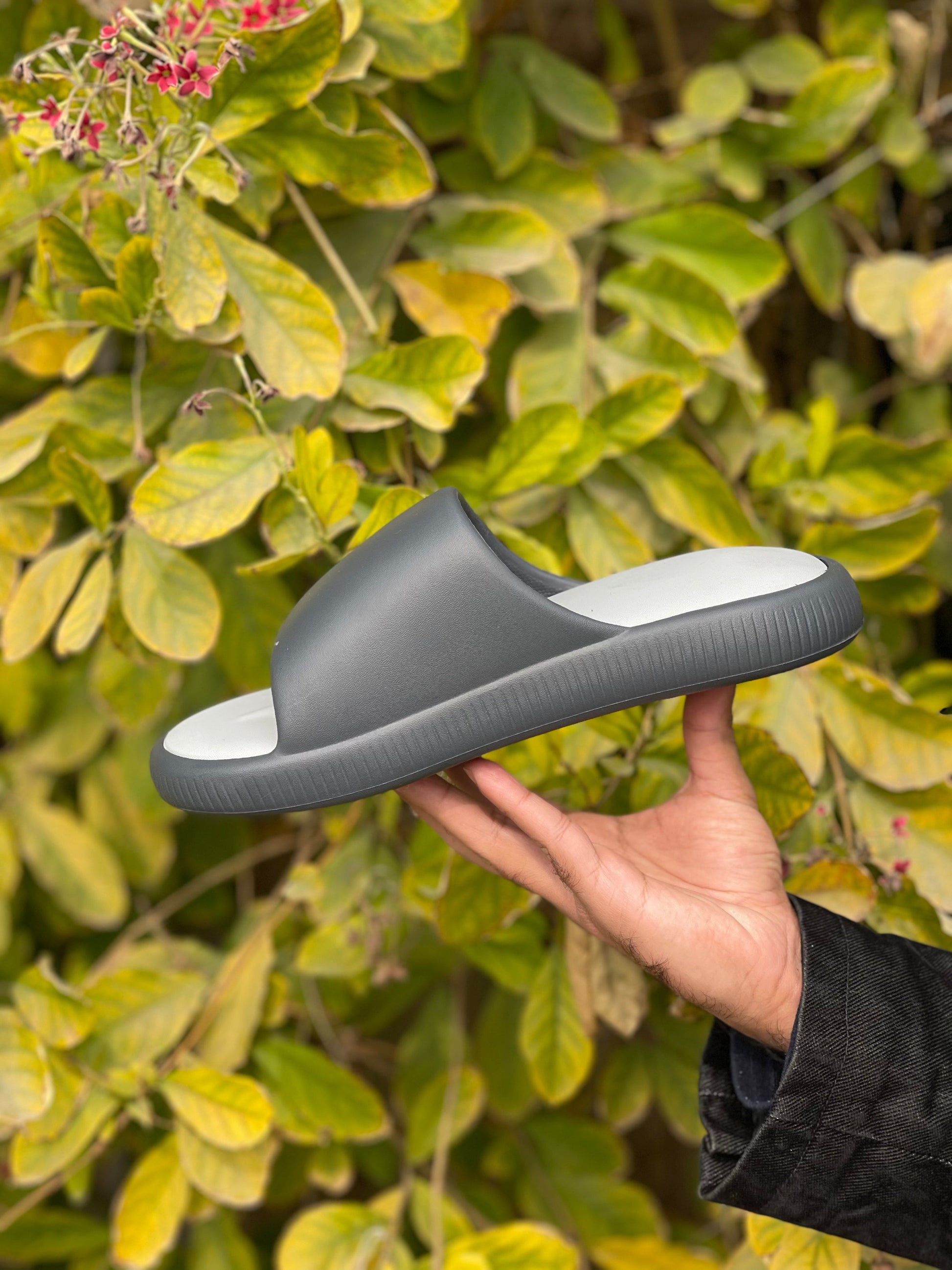 ZURBAN CLASSY SLIDES - Reluxe